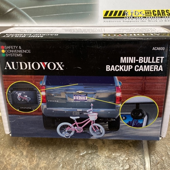 BNIB Audiovox Backup Camera and LCD Backup Monitor - Picture 3 of 5